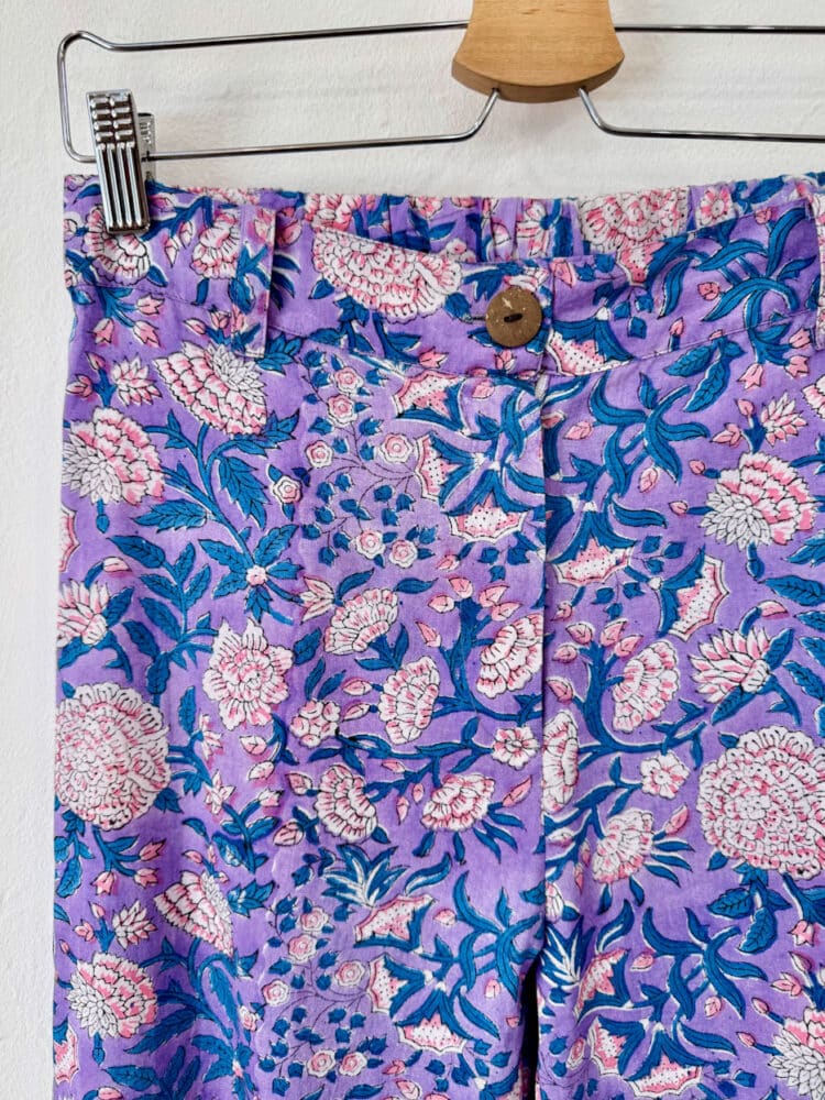 15B46FC7-35E4-4745-93B7-2D58566A0C96