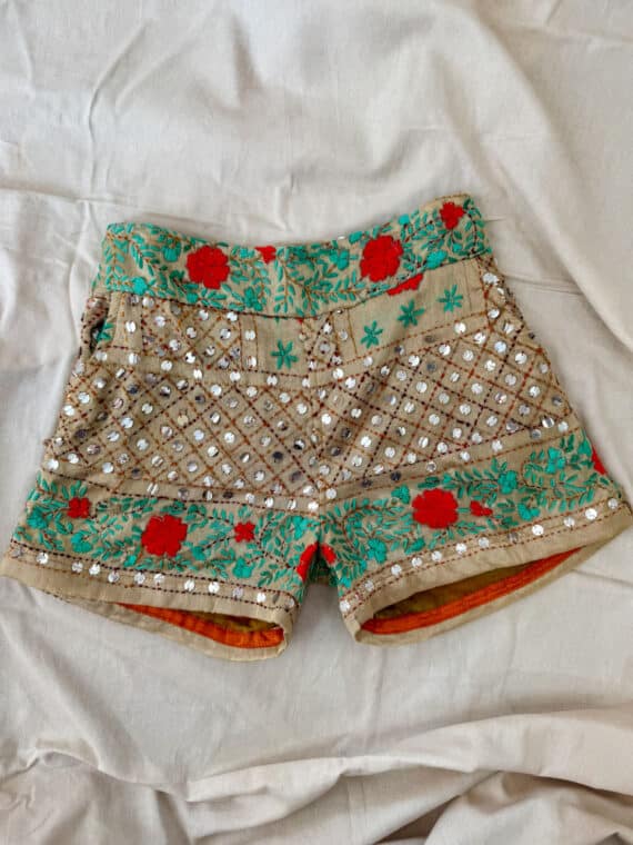 Embroidered Shorts N.04