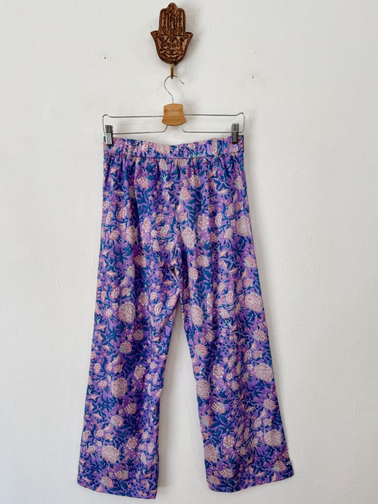 EB84C0ED-F660-46CA-9490-907B9A40D964