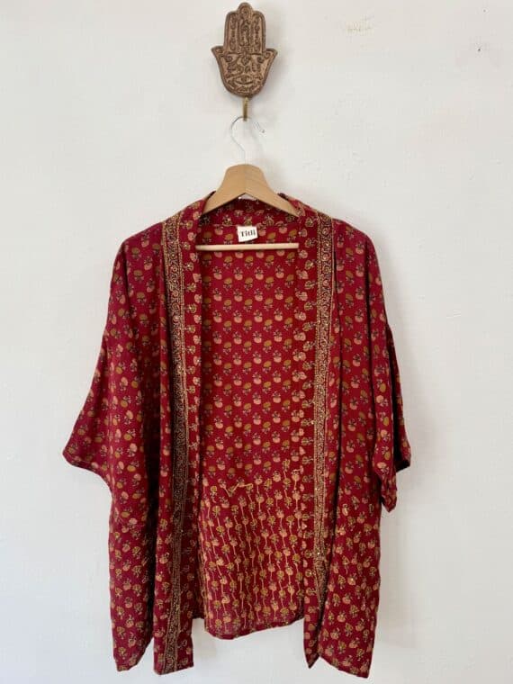 Short Silk Embroidered Kimono N.03