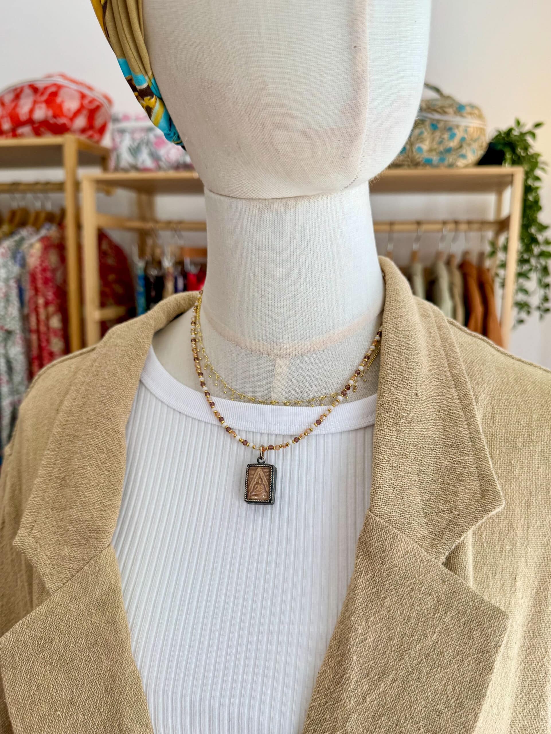 611E3B44-9263-4886-BBAF-0E72319E2D96