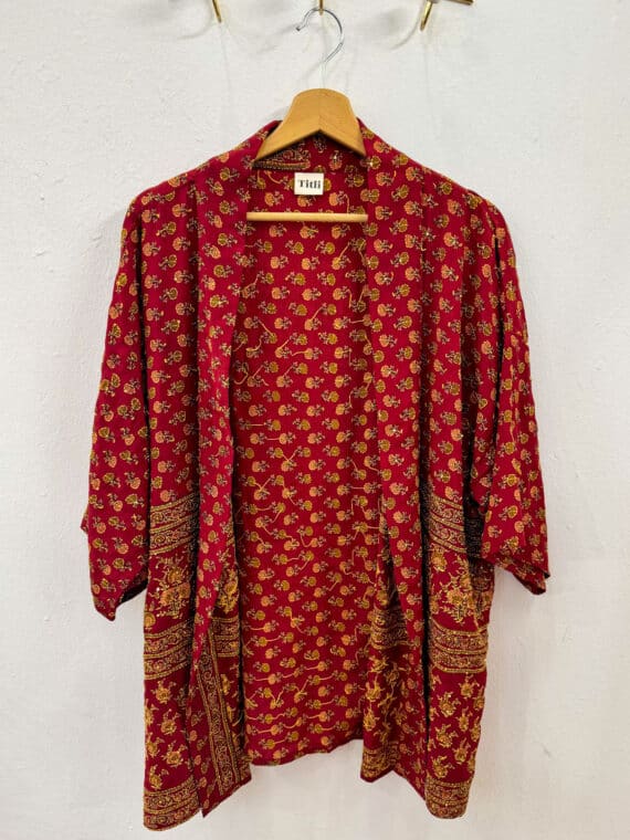 Short Silk Embroidered Kimono N.12