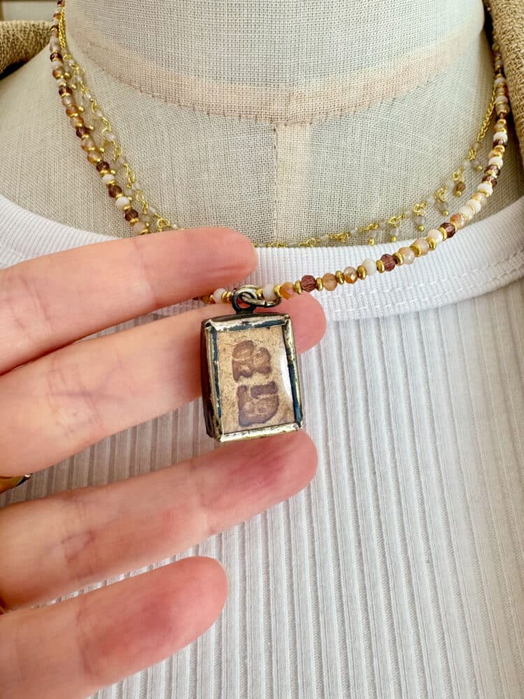 A25EE0B9-531D-4BE9-BEAB-15F913605D04