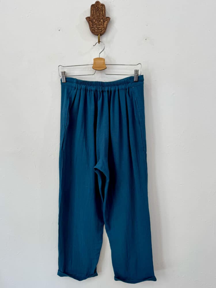 FFE96D5E-D4FD-4618-B5D3-3DD000C4C2B4